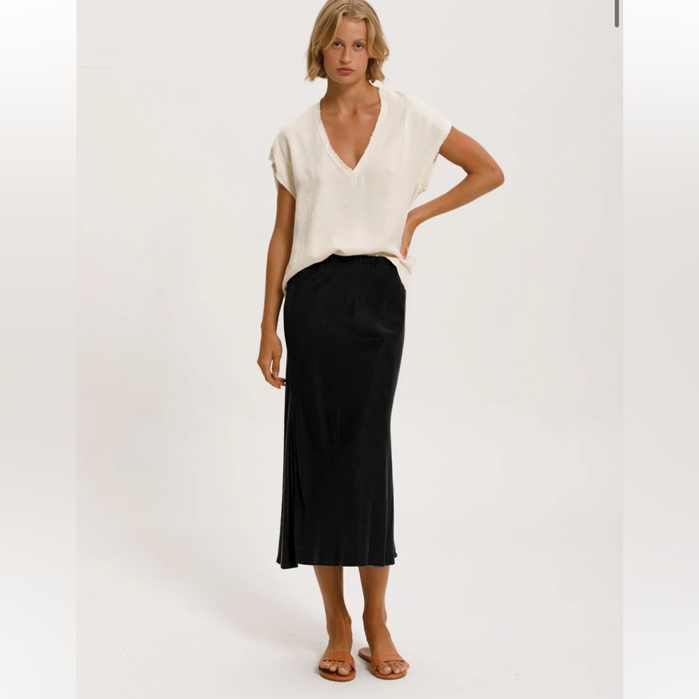 CALI DREAMING SLIP SKIRT